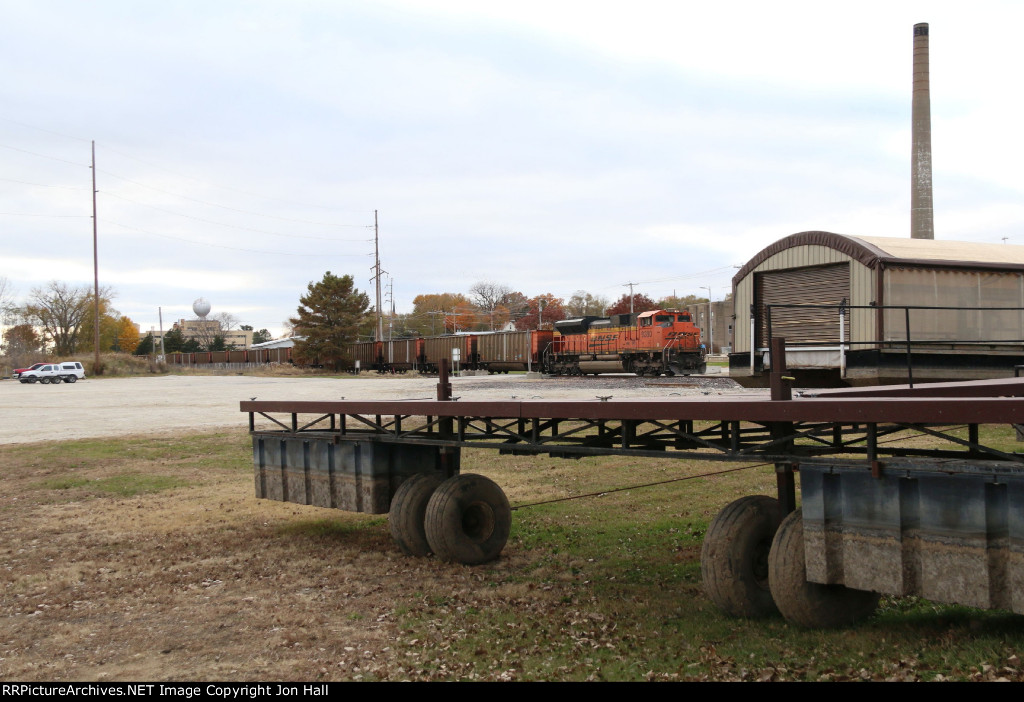 9380 heads away past a stored mobile river dock